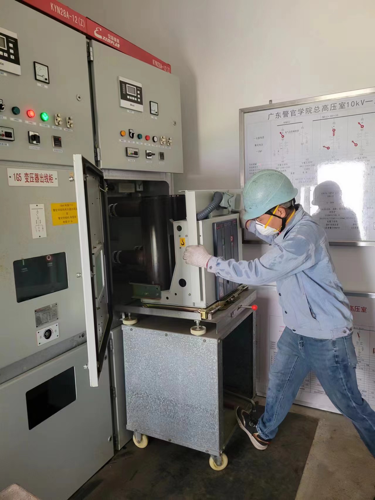 小型机电设备安装维修热线，黄埔区水处理厂水处理设备安装案例